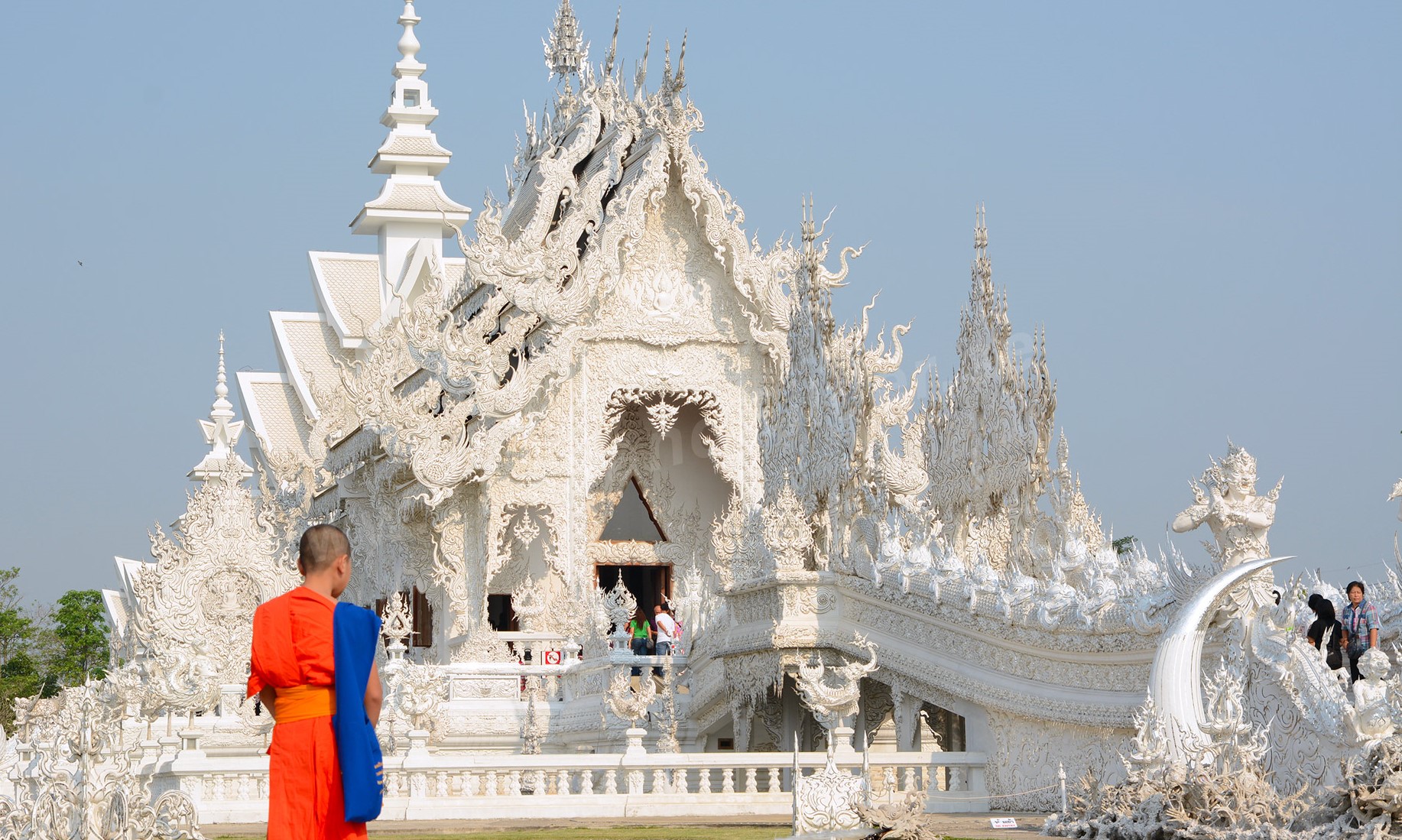 храм ват ронг кхун в таиланде