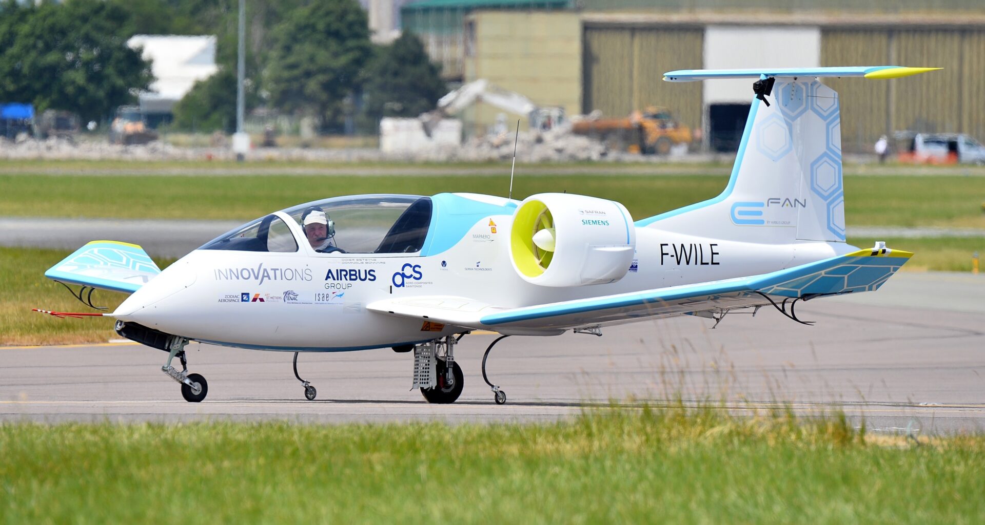 Airbus E-Fan electric aircraft